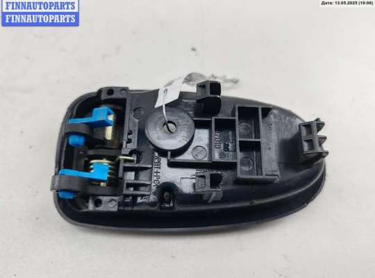 купить Ручка двери внутренняя задняя правая на Hyundai Matrix