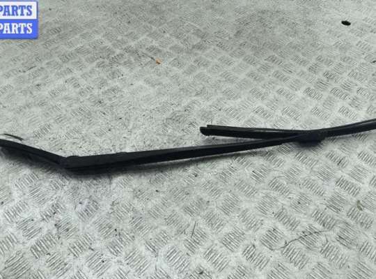 купить Щеткодержатель (поводок стеклоочистителя) передний на BMW 5 F10/F11 (2009-2017)