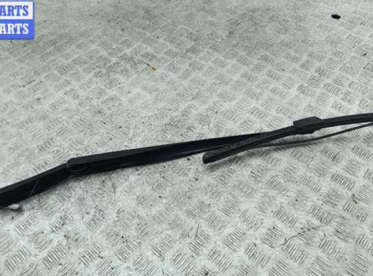 купить Щеткодержатель (поводок стеклоочистителя) передний на BMW 5 F10/F11 (2009-2017)
