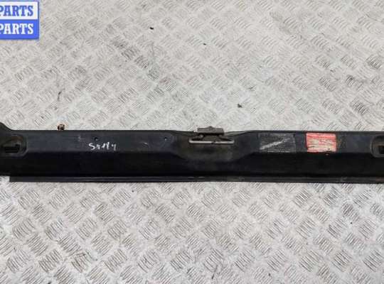 Рамка (планка) капота VG2671293 на Volkswagen Transporter T4