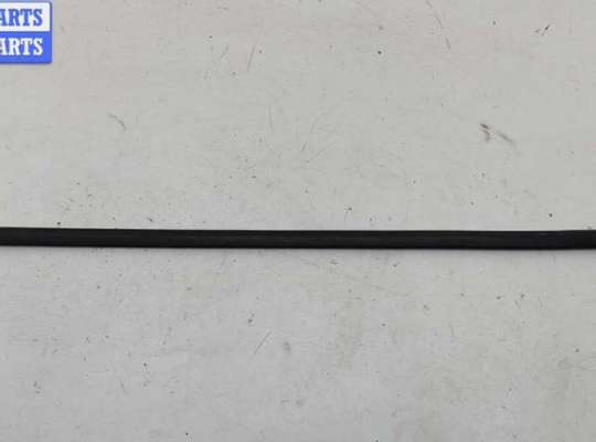 купить Молдинг стекла двери передней правой наружный на Audi A4 B6 (2001-2004)