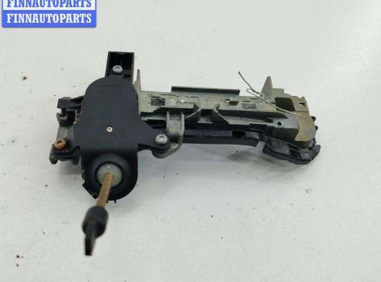 Корпус (держатель) ручки двери передней левой AU1717790 на Audi A4 B6 (2001-2004)