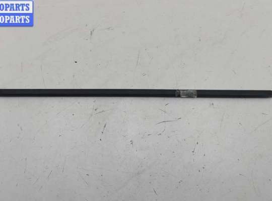 купить Молдинг стекла двери передней левой наружный на Volkswagen Sharan (2000-2010)