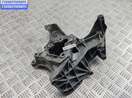 купить Кронштейн генератора на Renault Scenic I (1996-2003)