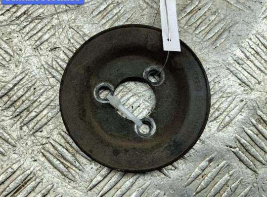 Купить Шкив помпы на Audi A4 B5 (1994-2001) Шкив помпы AU1749912 на Audi A4 B5 (1994-2001)