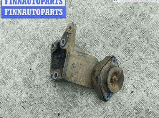 купить Кронштейн КПП опорный на Audi A6 C5 (1997-2005)