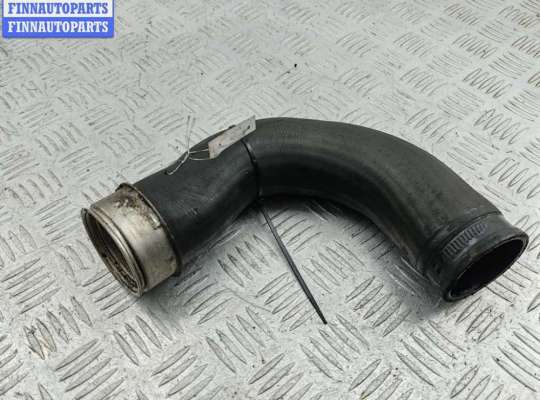 купить Патрубок интеркулера на Volkswagen Passat B6