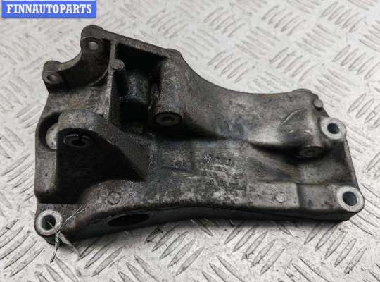 купить Кронштейн генератора на Volkswagen Golf-3