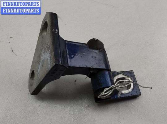 купить Петля двери передней левой на Volkswagen Passat B6