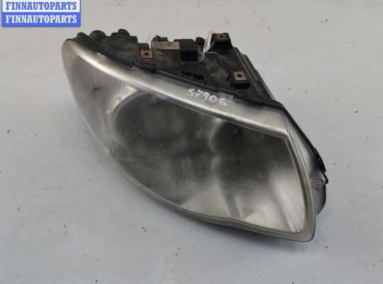 купить Фара правая на Chrysler Voyager (2001-2007)