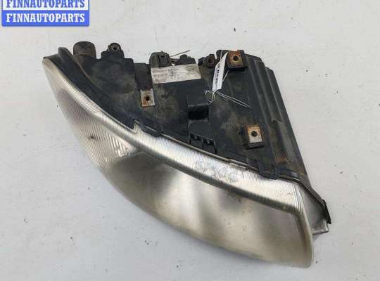 купить Фара правая на Chrysler Voyager (2001-2007)