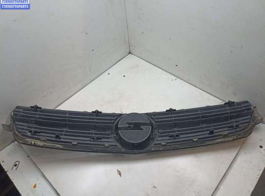 купить Решетка радиатора на Opel Vectra C (2002-2008)
