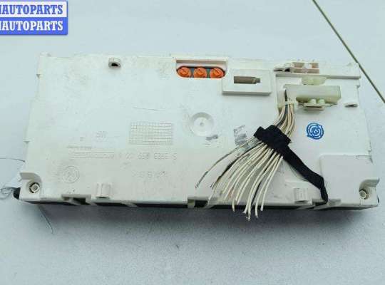 купить Щиток приборный (панель приборов) на Volkswagen Golf-3