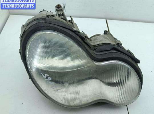 купить Фара правая на Mercedes C-Class W203 (2000-2006)