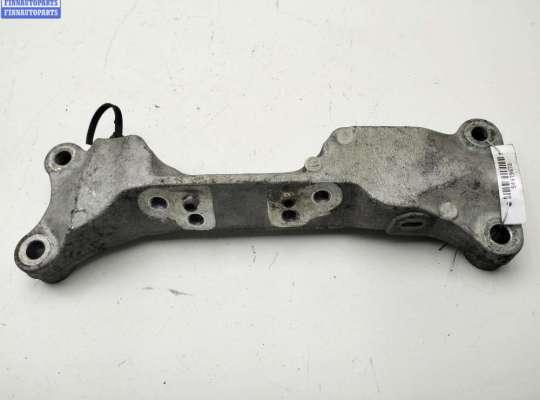 Кронштейн двигателя опорный PG1170915 на Peugeot 207