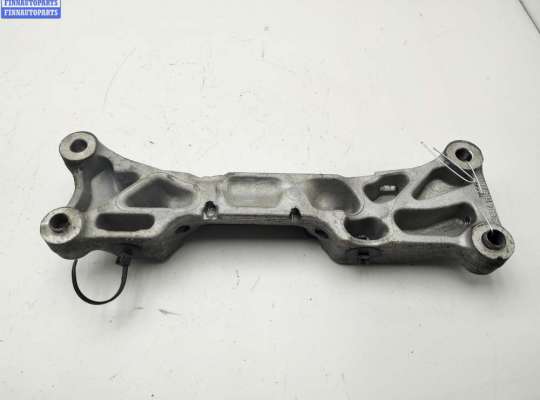 Кронштейн ДВС (лапа) на Peugeot 207