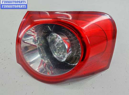 Фонарь задний правый VG2706851 на Volkswagen Passat B6