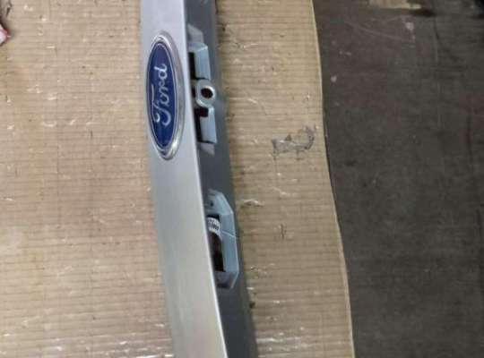 купить Накладка подсветки номера на Ford Mondeo III (2000-2007)