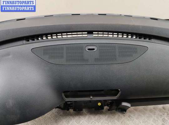 Панель передняя салона (Торпедо) на Volkswagen Passat B6 (3C)