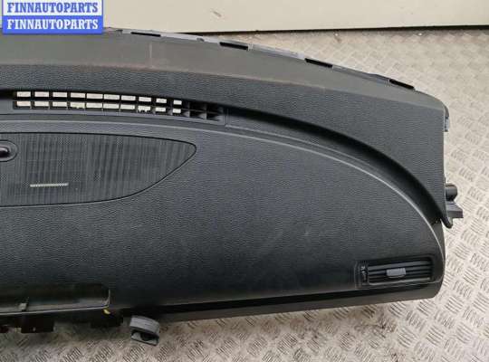 Панель передняя салона (Торпедо) на Volkswagen Passat B6 (3C)