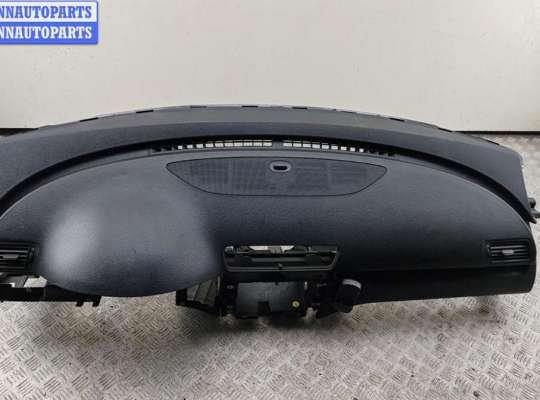 Панель передняя салона (Торпедо) на Volkswagen Passat B6 (3C)