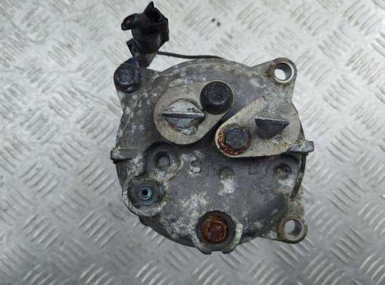 купить Компрессор кондиционера на Volvo S40 / V40 (1995-2004)