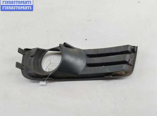 купить Рамка фары противотуманной левой на Ford C-Max