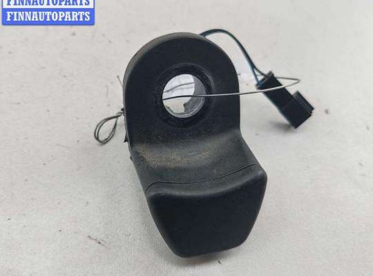 купить Кнопка открывания багажника на BMW 5 E60/E61 (2003-2010)