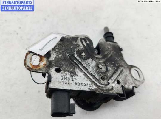 Замок капота на Ford Focus II