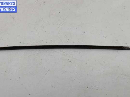 купить Молдинг стекла двери передней левой наружный на Skoda Fabia mk1 (6Y)