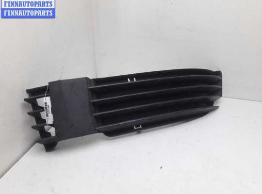 купить Решётка (заглушка) в бампер на Volkswagen Passat B5+ (GP)