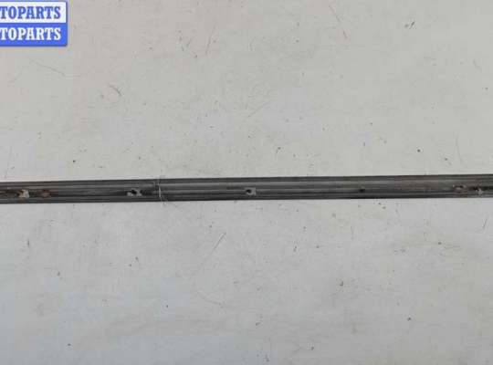 купить Молдинг двери передней правой на Audi A6 C5 (1997-2005)