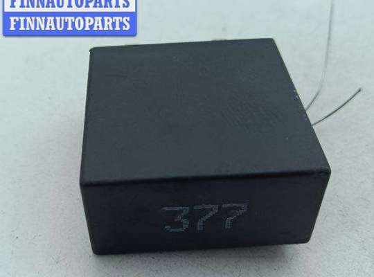 купить Реле стеклоочистителя (дворников) на Volkswagen Golf-4