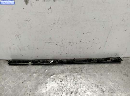 купить Молдинг двери передней левой на Renault Clio III (2005-2012)