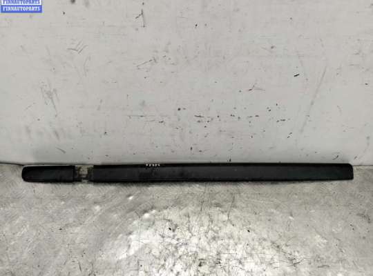 купить Молдинг двери передней левой на Renault Clio III (2005-2012)