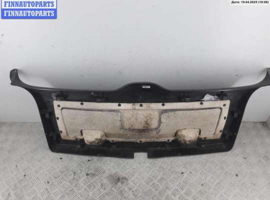 купить Обшивка крышки багажника на Volkswagen Passat B5