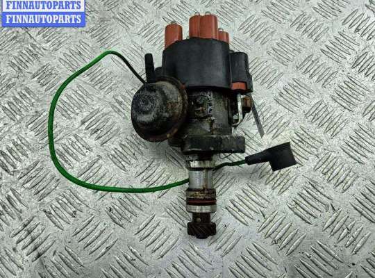 Распределитель зажигания MB1683824 на Mercedes W124 (1985-1995)