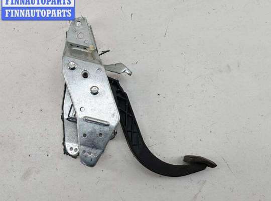 купить Педаль сцепления на Opel Astra H (2004-2009)