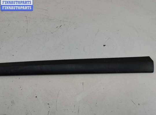 купить Молдинг двери передней левой на Peugeot 308 T7 (2007-2013)