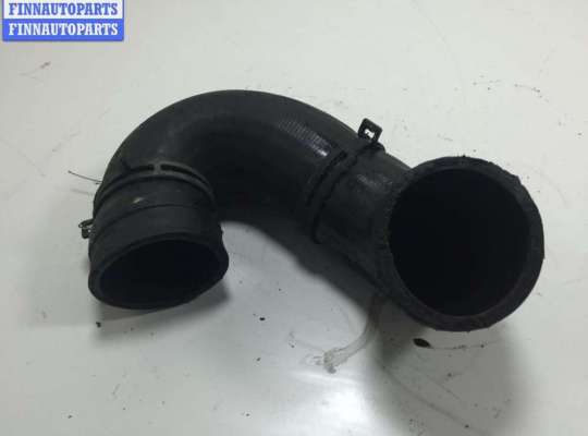 купить Патрубок интеркулера на Volkswagen Transporter T4