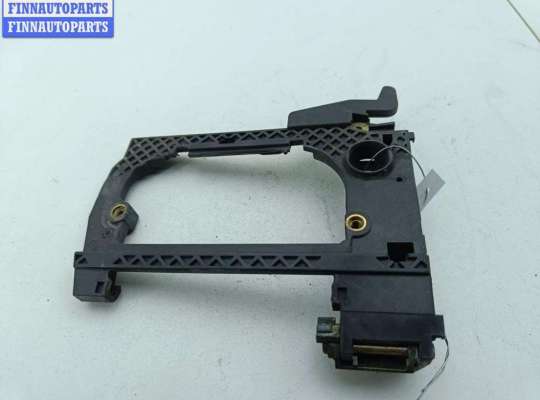 купить Корпус (держатель) ручки двери передней правой на BMW 5 E39 (1995-2003)