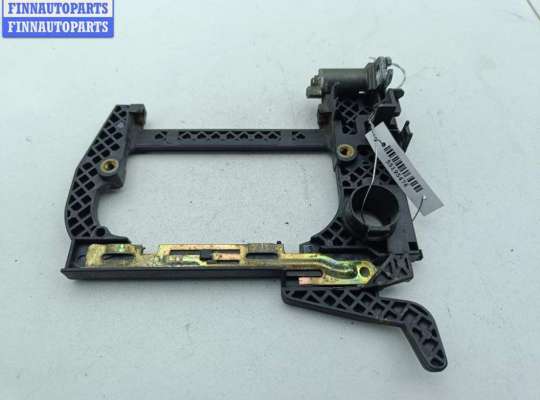 купить Корпус (держатель) ручки двери передней правой на BMW 5 E39 (1995-2003)