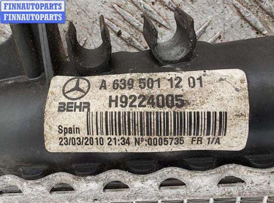 Радиатор основной на Mercedes-Benz Vito (W639)