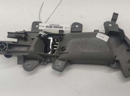 купить Ручка двери внутренняя задняя левая на Audi A4 B8 (2007-2015)