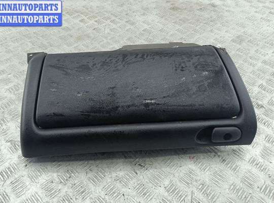 купить Бардачок на Volkswagen Golf-3