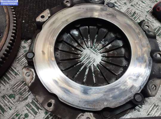 Маховик на Mitsubishi Space Wagon (N9_W, N8_W, UG)