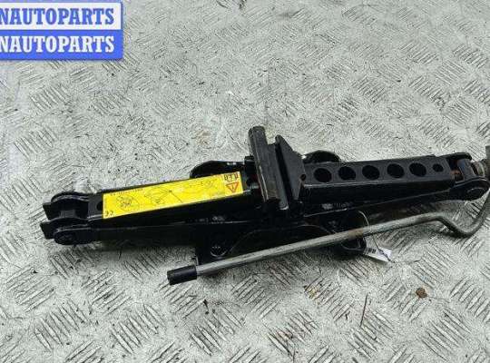 купить Домкрат на Ford Focus II (2004-2011)