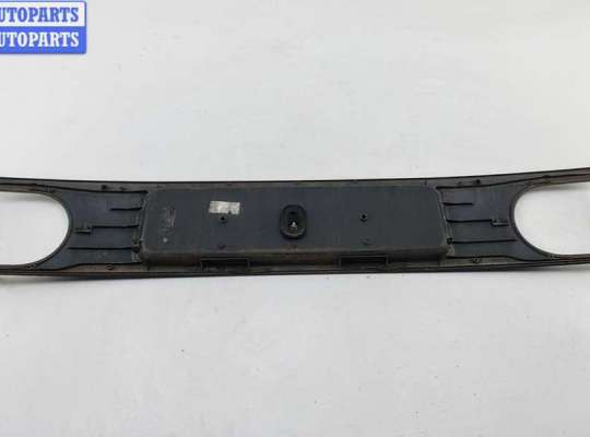 купить Бленда (накладка под номер) на Volkswagen Sharan (2000-2010)