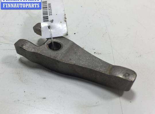 купить Скоба (кронштейн) крепления форсунки на Peugeot 308 T7 (2007-2013)