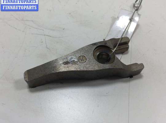 купить Скоба (кронштейн) крепления форсунки на Peugeot 308 T7 (2007-2013)